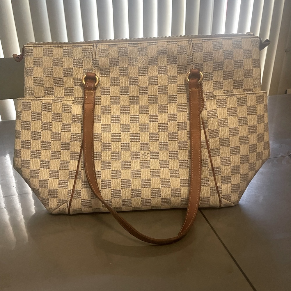 COPY - LOUIS VUITTON Damier Azur totally PM